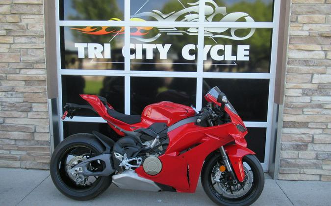 2026 Ducati Panigale V4