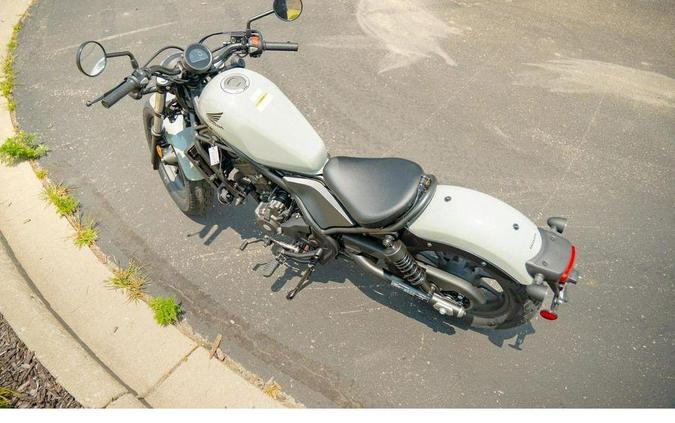 2026 Honda Rebel 300 E-Clutch