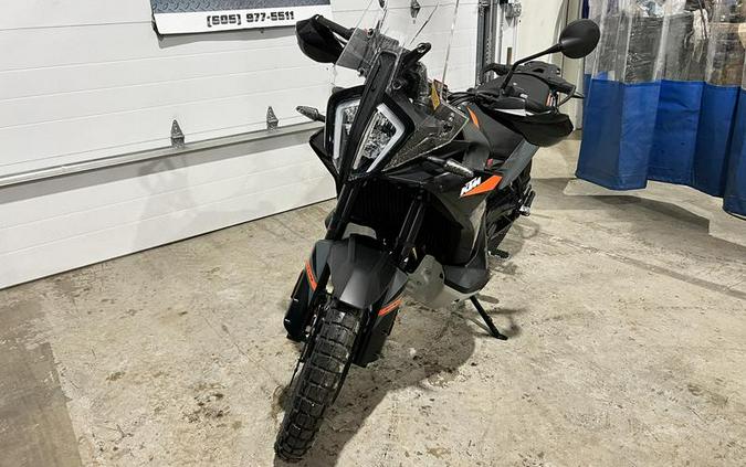 2023 KTM 890 Adventure