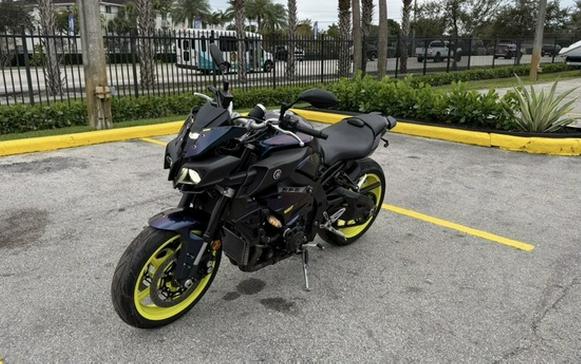 2017 Yamaha FZ 10