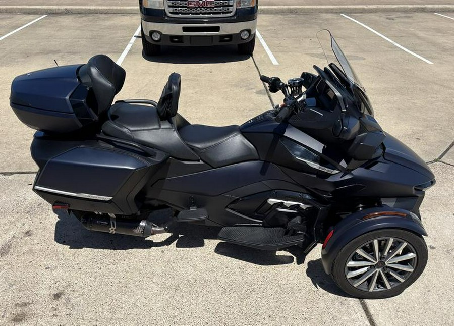 2022 Can-Am® Spyder RT Sea-To-Sky