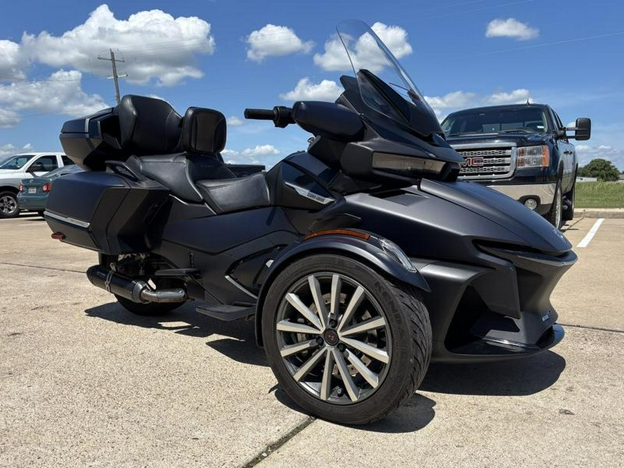 2022 Can-Am® Spyder RT Sea-To-Sky
