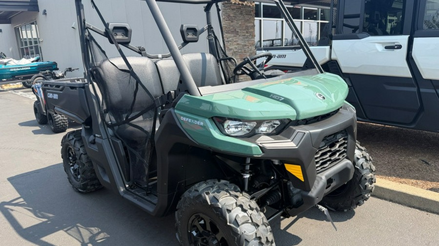 2026 Can-AM Defender DPS HD7