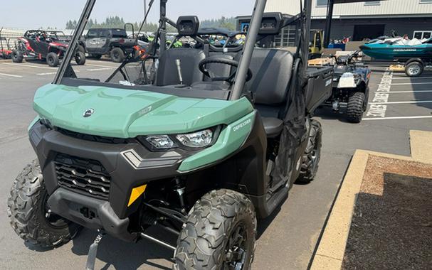 2026 Can-AM Defender DPS HD7