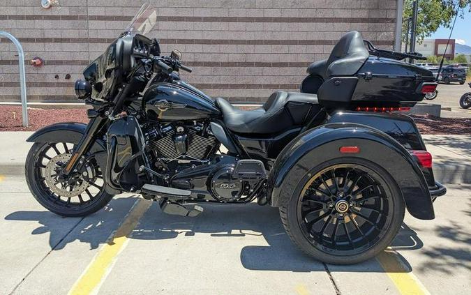 2025 Harley-Davidson® FLHTCUTG - Tri Glide® Ultra