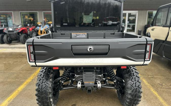 2026 Can-Am® Defender MAX Limited HD11
