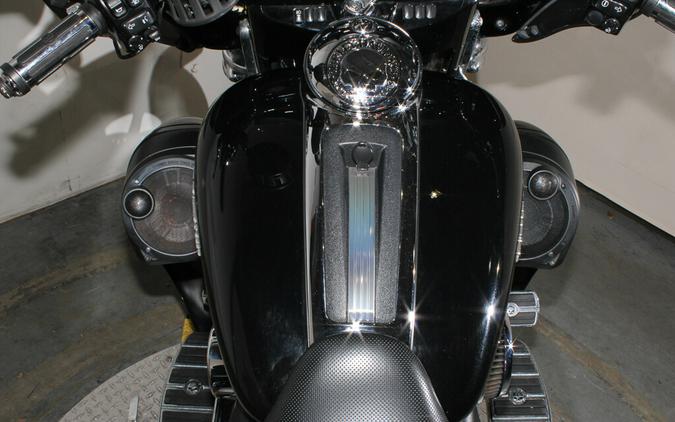 Used 2017 Harley-Davidson Ultra Limited Grand American Touring FLHTK Motorcycle For Sale In Miami, Florida