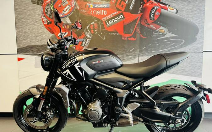 2023 Triumph Trident 660 Matte Jet Black Matte Silver Ice