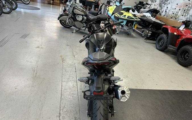 2024 Kawasaki Z500 SE ABS