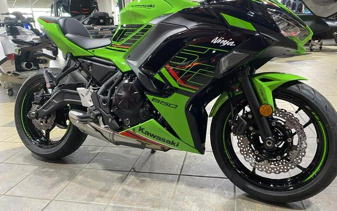 2024 Kawasaki Ninja® 650 KRT Edition ABS