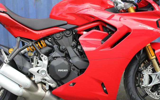 2024 Ducati SuperSport S