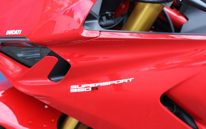 2024 Ducati SuperSport S