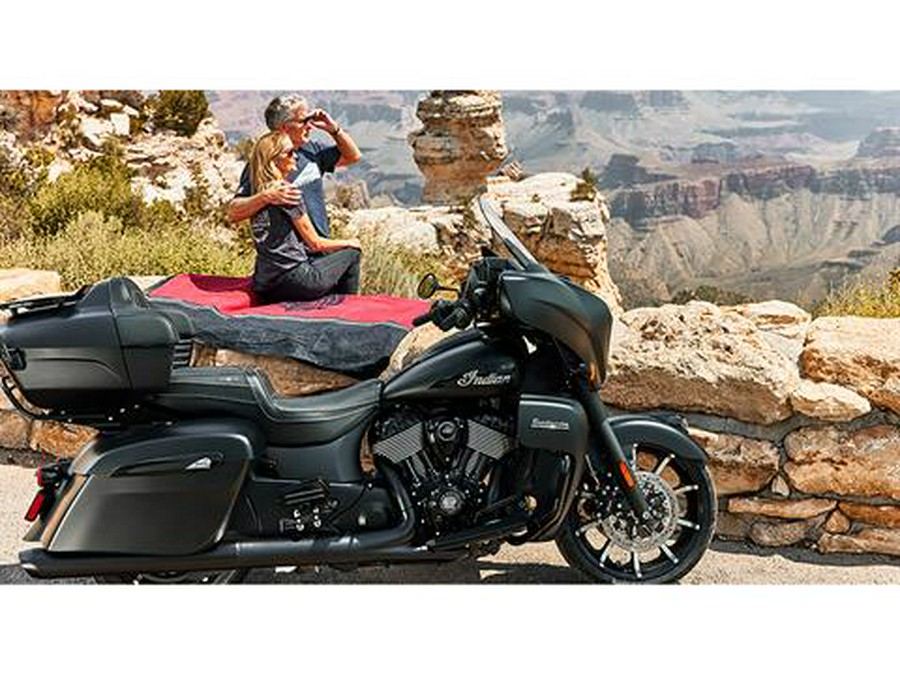 2024 Indian Motorcycle Roadmaster® Dark Horse®