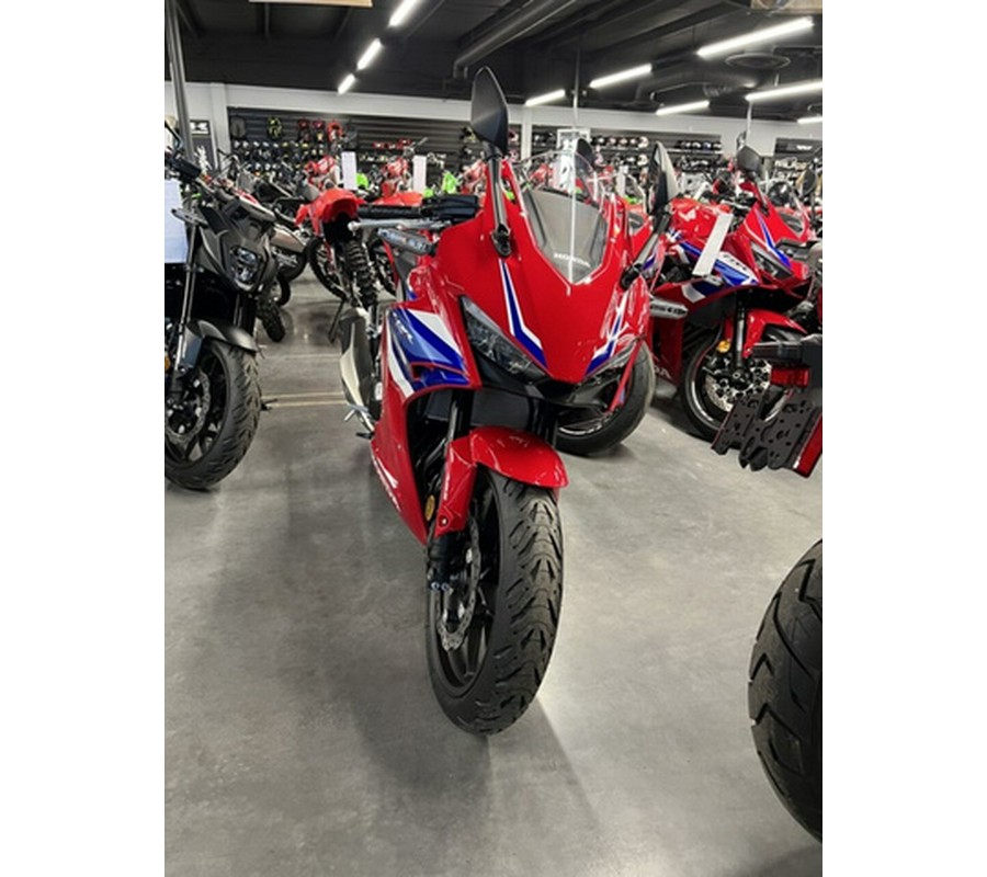 2025 Honda CBR500R