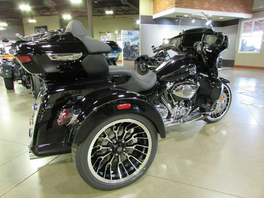 2026 Harley-Davidson® FLHLT - Street Glide® 3 Limited
