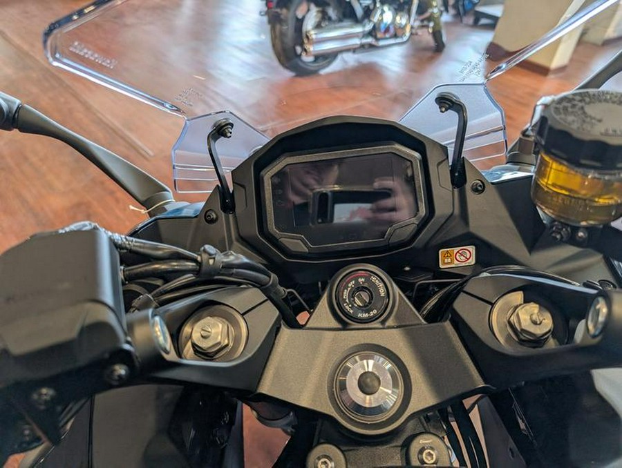 2026 Kawasaki Ninja® 1100SX SE ABS