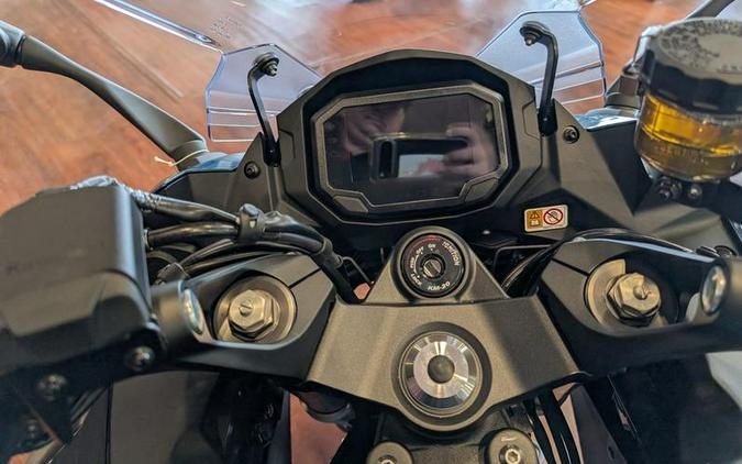 2026 Kawasaki Ninja® 1100SX SE ABS