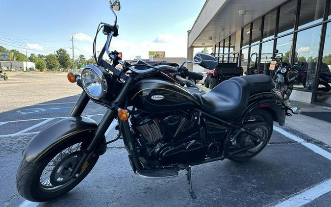 2023 Kawasaki Vulcan® 900 Classic