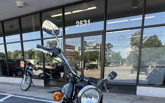 2023 Kawasaki Vulcan® 900 Classic