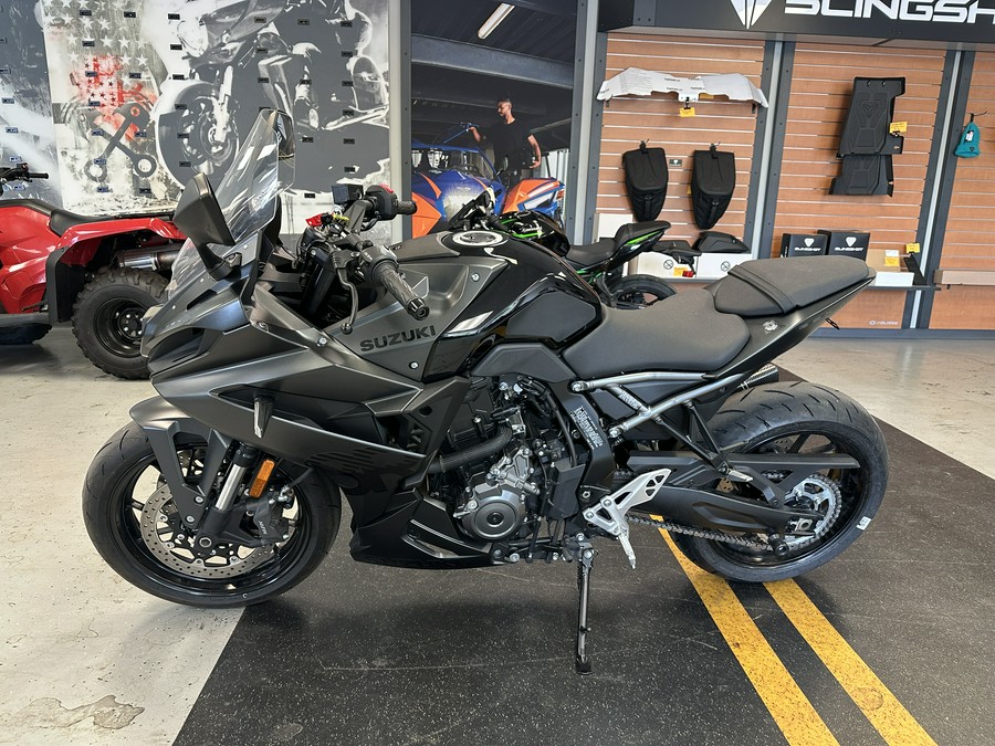 2025 Suzuki GSX-S 8R