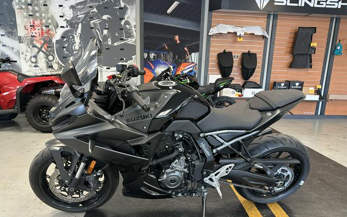 2025 Suzuki GSX-S 8R