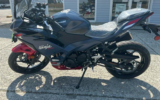 2026 Kawasaki Ninja® 500 SE ABS