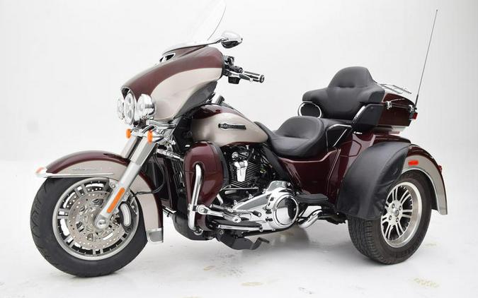 2018 Harley-Davidson® FLHTCUTG - Tri Glide® Ultra