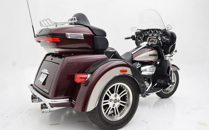 2018 Harley-Davidson® FLHTCUTG - Tri Glide® Ultra