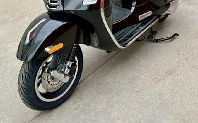 2025 Vespa GTS Super 300