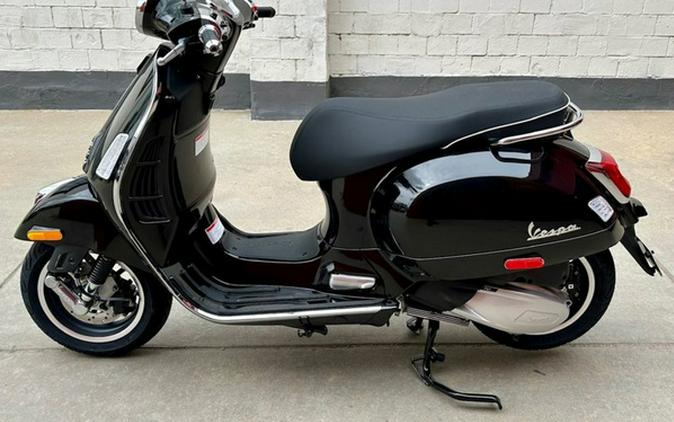 2025 Vespa GTS Super 300