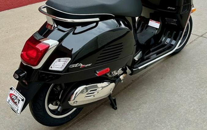 2025 Vespa GTS Super 300