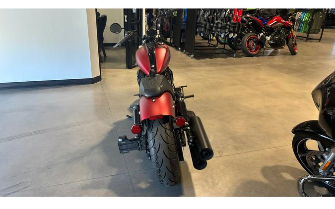 2024 Indian Motorcycle CHIEF BOBBER DARK HORSE