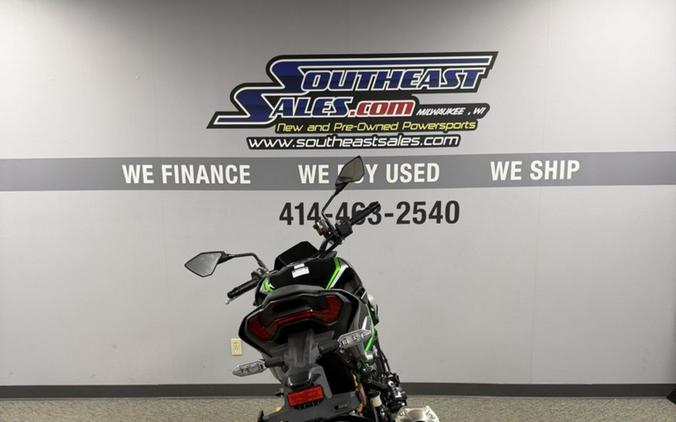 2025 Kawasaki Z900 SE ABS