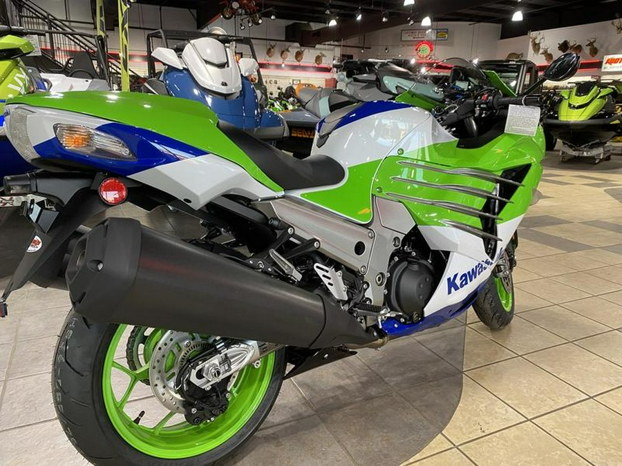 2024 Kawasaki Ninja® ZX™-14R 40th Anniversary Edition ABS