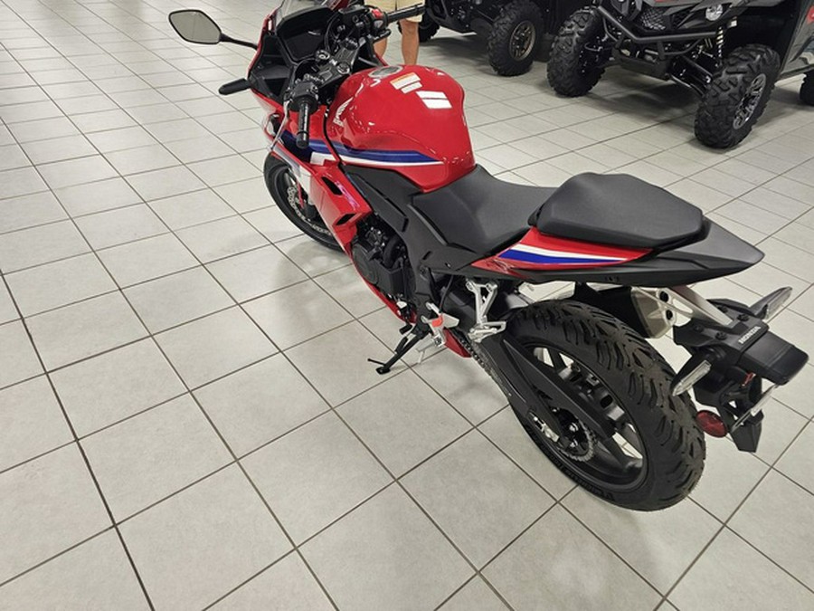 2025 Honda CBR500R
