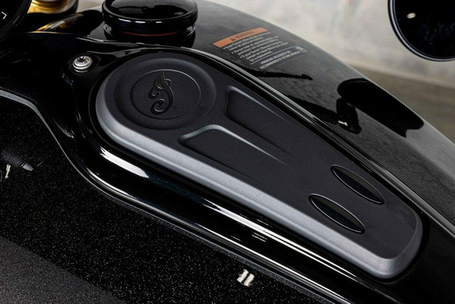 2026 Indian 101 Scout Black Crystal with Super Graphite