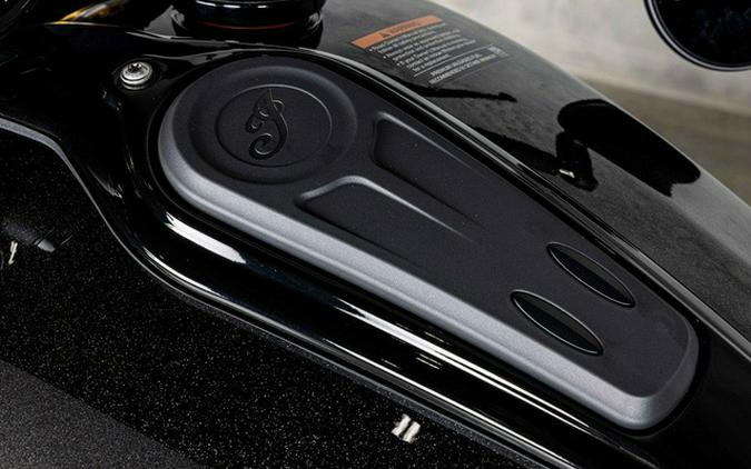 2026 Indian 101 Scout Black Crystal with Super Graphite