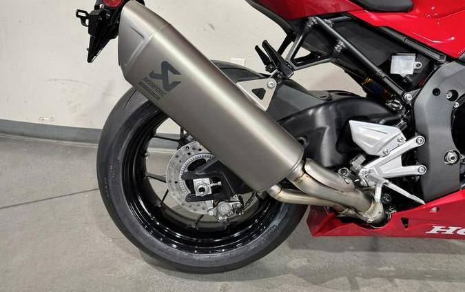 2026 Honda® CBR1000RR-R Fireblade SP