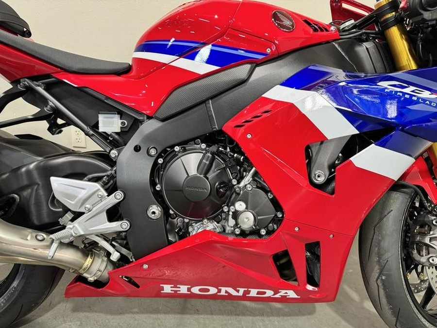 2026 Honda® CBR1000RR-R Fireblade SP