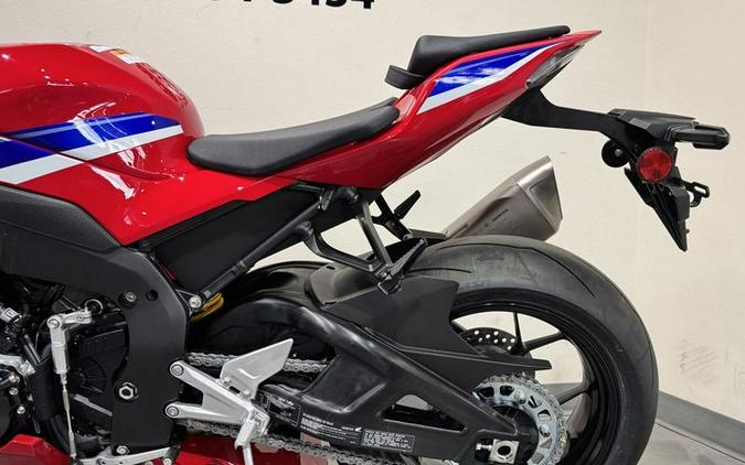 2026 Honda® CBR1000RR-R Fireblade SP