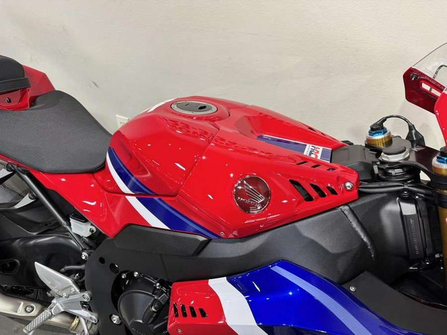 2026 Honda® CBR1000RR-R Fireblade SP