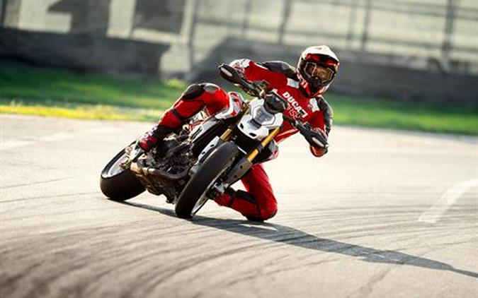 2026 Ducati Hypermotard V2 SP