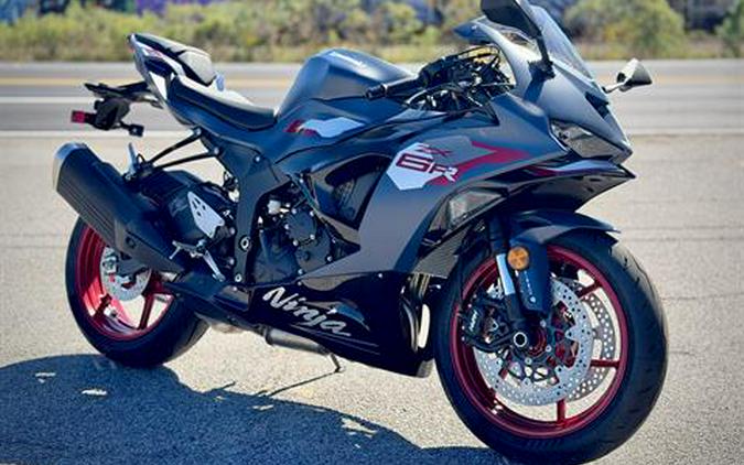 2027 Kawasaki NINJA® ZX™-6R