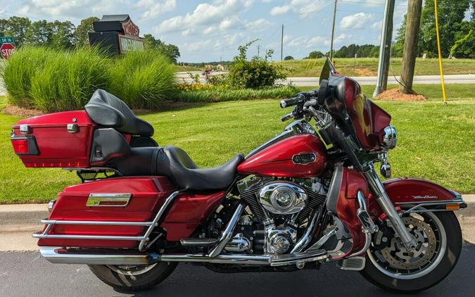 2008 Harley-Davidson Electra Glide® Ultra Classic® Candy Red Sunglo