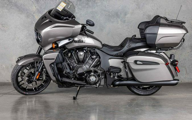2026 Indian Motorcycle Roadmaster PowerPlus Dark Horse + 112 & Audio Package HEAVY METAL - T3441715