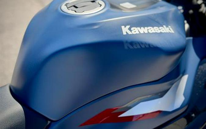 2027 Kawasaki NINJA® ZX™-6R ABS