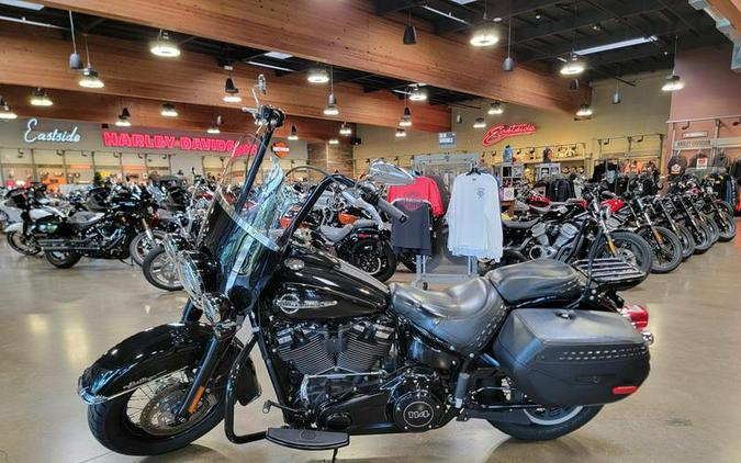 2018 Harley-Davidson® FLHCS - Softail® Heritage Classic 114