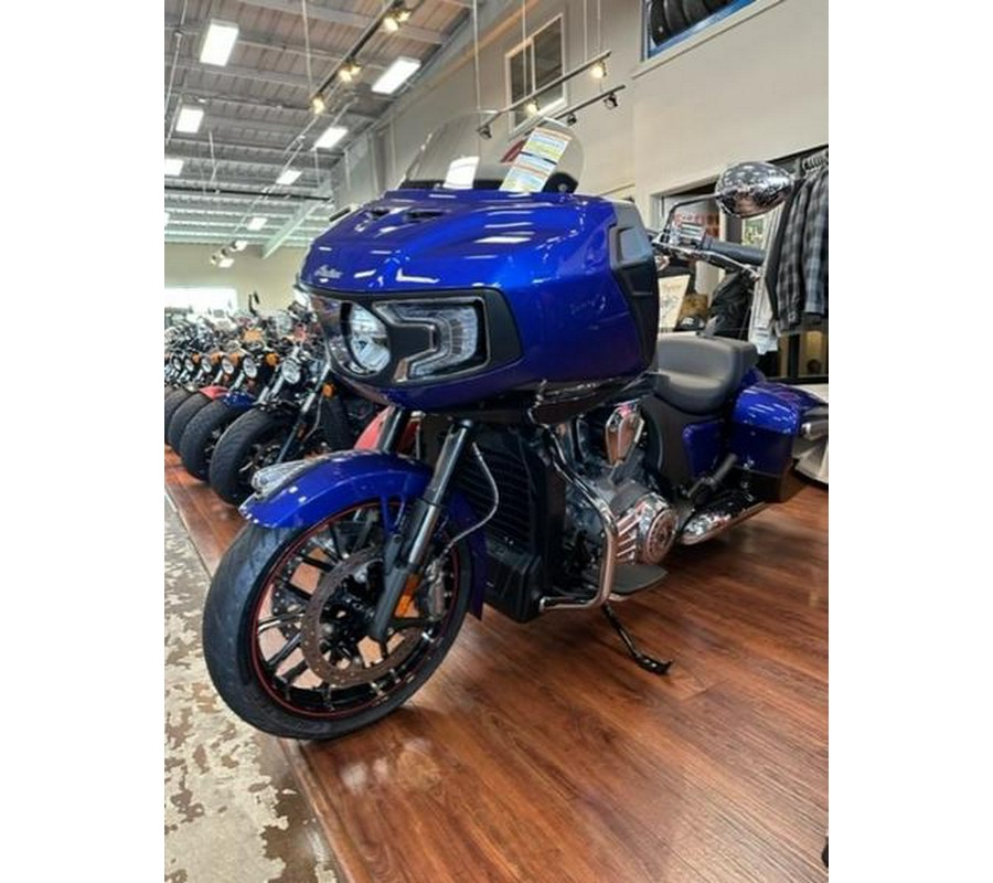 2023 Indian Motorcycle® Challenger® Limited Spirit Blue Metallic / Black Metallic