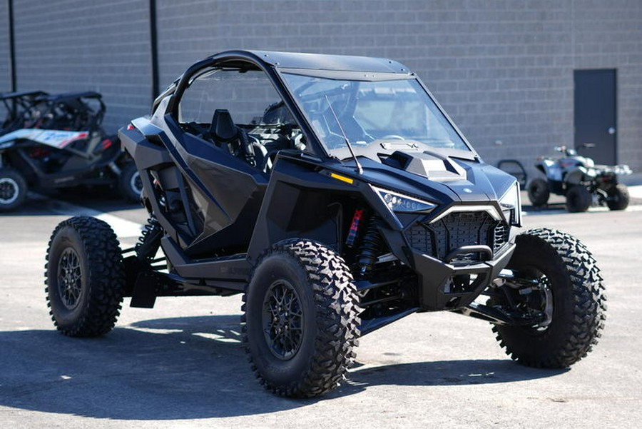 2023 Polaris® PRO R ULTIMATE BLACK