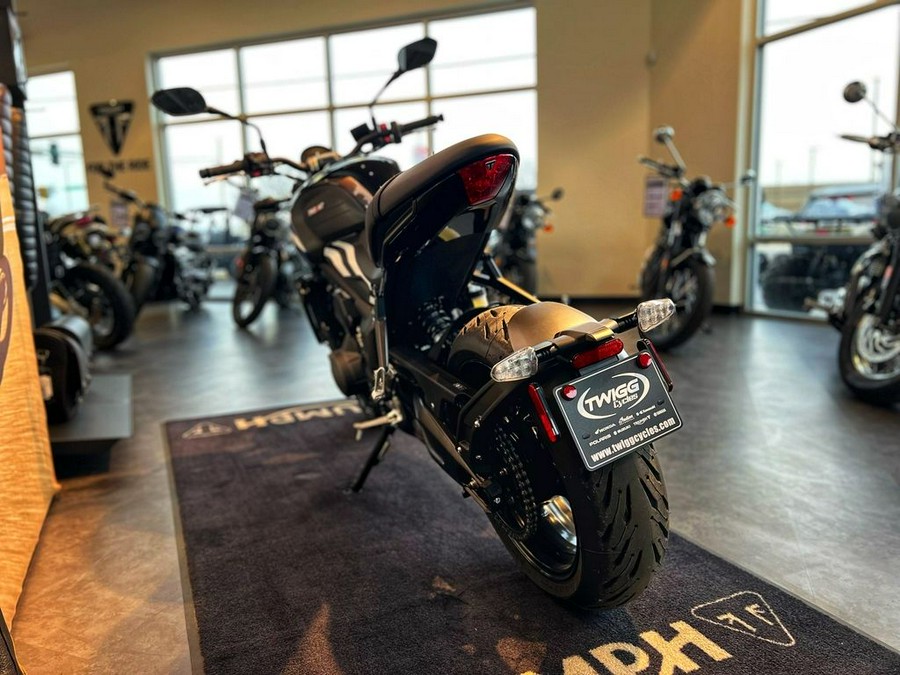 2025 Triumph Trident 660